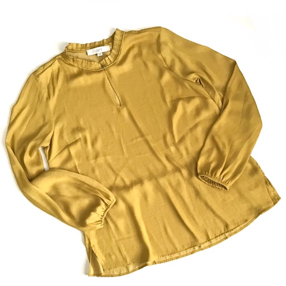 LOFT Back Peplum Blouse - Picture 4 of 8